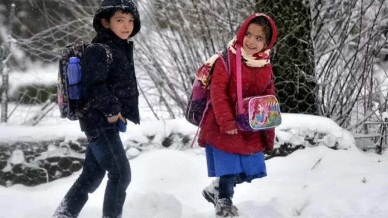 Bursa'da okullar 1 gün tatil edildi