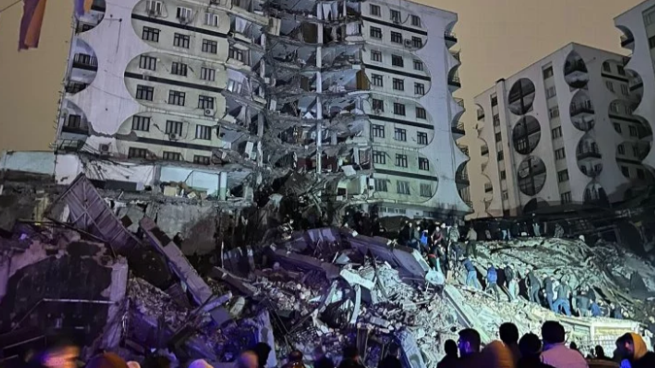 Kahramanmaraş'ta 7.4'lük deprem