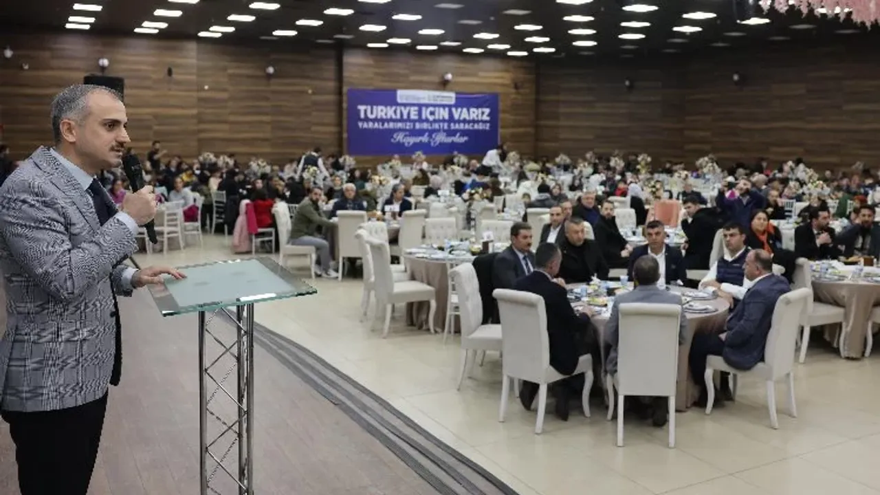 Çayırova'da depremzedelere iftar yemeği düzenlendi