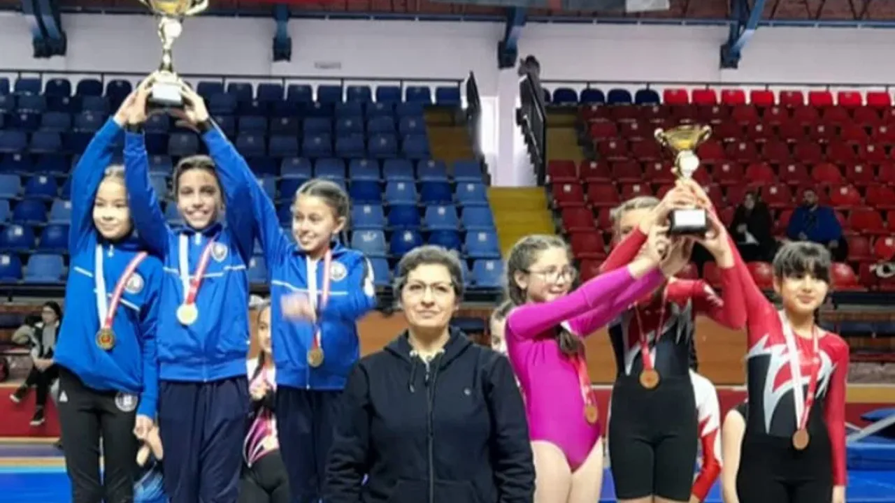 Kütahya Belediyespor cimnastik dalında birinci oldu