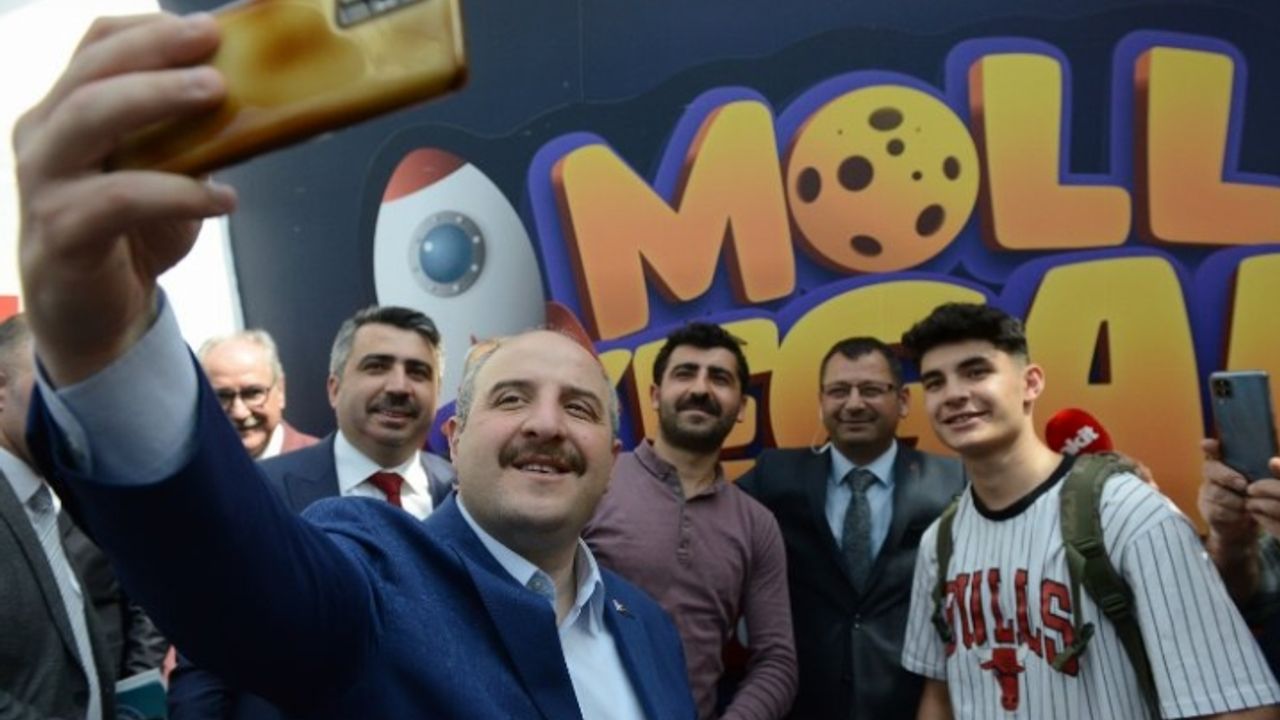 Bursa'da çocuk üniversitesi açıldı
