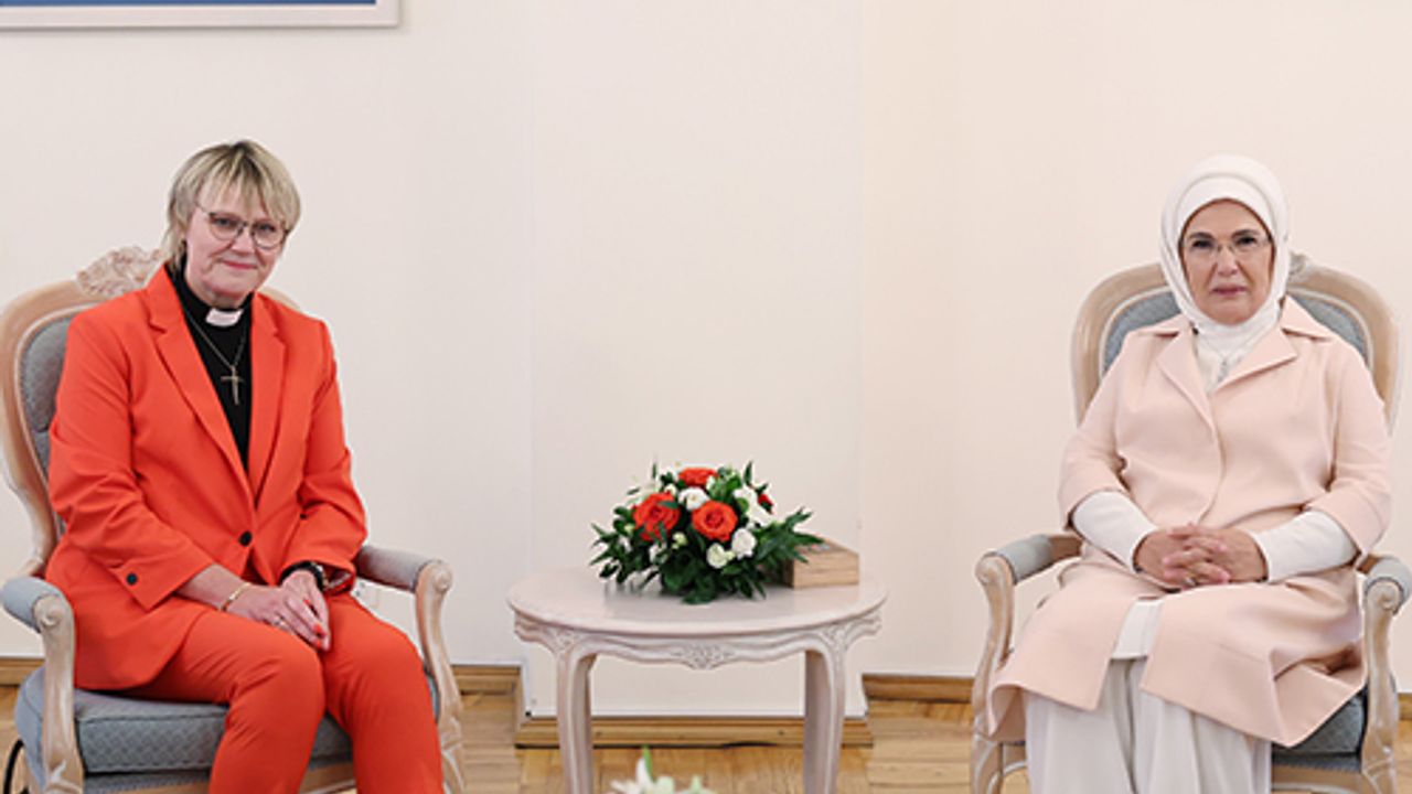 Emine Erdoğan, İsveç Başbakanı’nın eşi Birgitta Ed ile görüştü