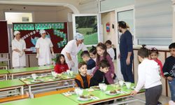 5 Milyon öğrenci ücretsiz yemek hizmetinden faydalanacak