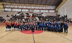 Orhangazi Belediyesi Halk Dansları Ekibi geceye imza attı