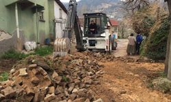 Orhangazi Belediyesi Parke ve Asfalt Çalışmalarına Devam Ediyor
