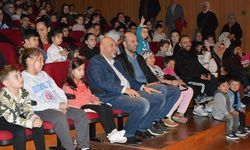 Sosyal etkinliklerinde çocukları unutmadı