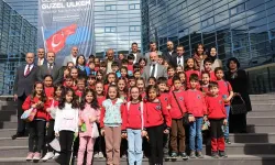 Ahmet Çolakbayrakdar minik kalpleri ağırladı
