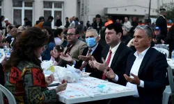 Muratpaşa'daki iftarda Tuzcular Muhtarı unutulmadı