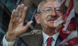 Çakışan mitinginin tarihini değiştirdi