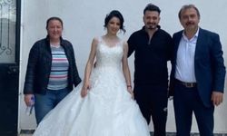 Evliliğe ilk adımı oy kullanarak attılar