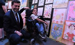 Minik ressamlar kendilerine hayran bıraktı