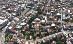 ''Kentsel dönüşüm bütüncül plan içinde yürütülmeli''