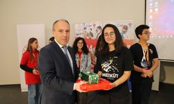 TÜBİTAK Yarışmalarında Dereceye Giren Öğrenciler ve Danışman Öğretmenleri İçin Belge Töreni Düzenlendi