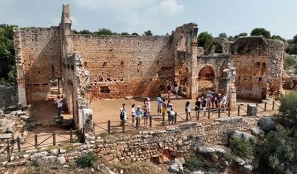 Alman öğrenciler tarihe yolculuk ediyor