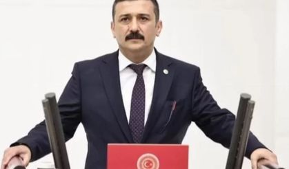 Selçuk  Türkoğlu, SMA'lı hastaları Bakan Koca'ya sordu