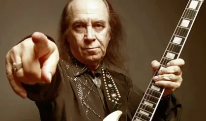 Erkin Koray 82 yaşında vefat etti