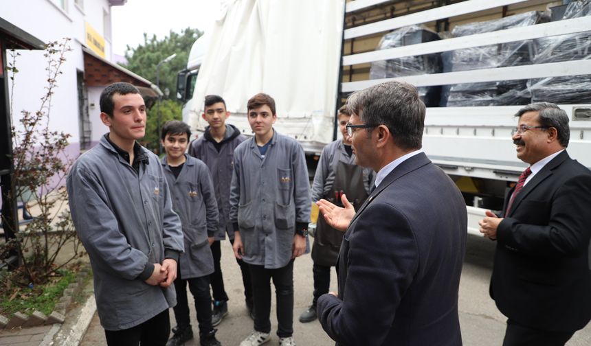 Mimar Sinan Mesleki ve Teknik Anadolu Lisesi'nden Deprem Bölgesine Yardım
