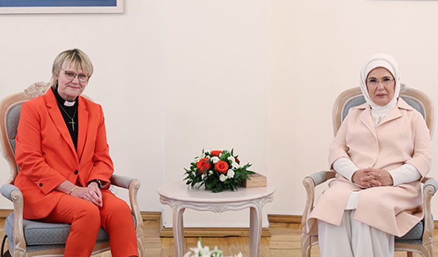 Emine Erdoğan, İsveç Başbakanı’nın eşi Birgitta Ed ile görüştü