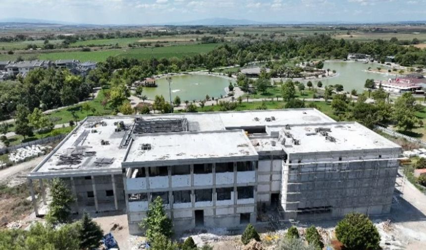 Karacabey'de kültür merkezi ortaya çıktı