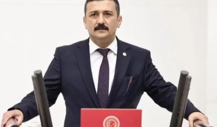 Selçuk  Türkoğlu, SMA'lı hastaları Bakan Koca'ya sordu